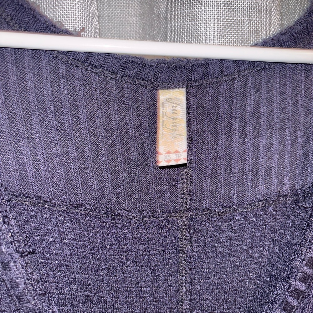 Free People Oversized Waffle Knit Sweater – Navy - Picture 3 of 5